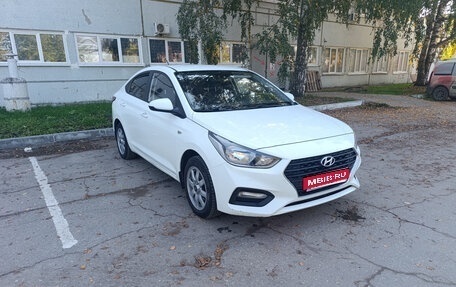 Hyundai Solaris II рестайлинг, 2018 год, 1 220 000 рублей, 1 фотография