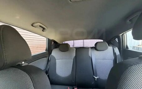 Hyundai Solaris II рестайлинг, 2014 год, 650 000 рублей, 3 фотография