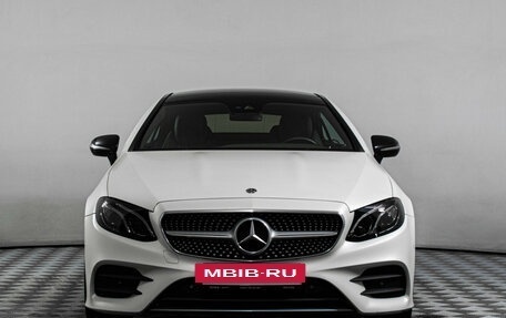 Mercedes-Benz E-Класс, 2017 год, 4 460 000 рублей, 2 фотография