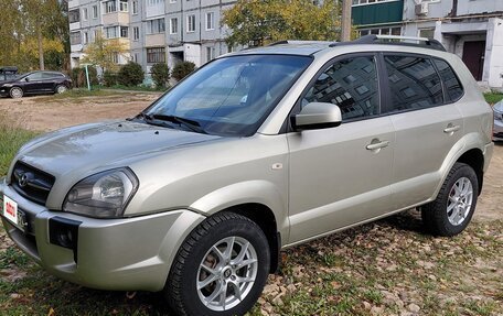 Hyundai Tucson III, 2007 год, 670 000 рублей, 2 фотография