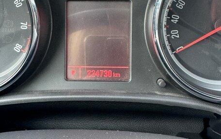 Opel Astra J, 2011 год, 550 000 рублей, 9 фотография