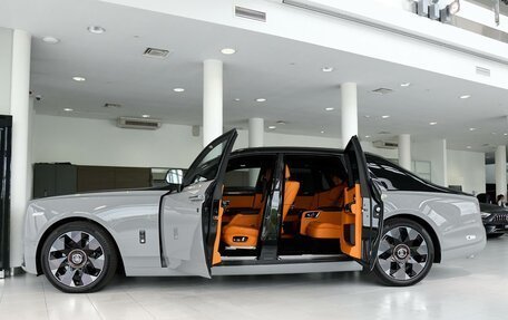 Rolls-Royce Phantom VIII, 2024 год, 57 000 000 рублей, 4 фотография