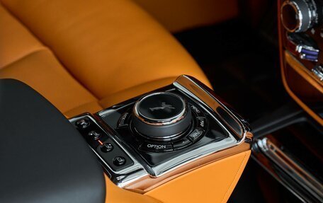 Rolls-Royce Phantom VIII, 2024 год, 57 000 000 рублей, 20 фотография