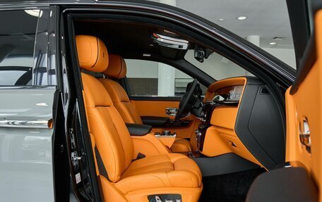 Rolls-Royce Phantom VIII, 2024 год, 57 000 000 рублей, 10 фотография