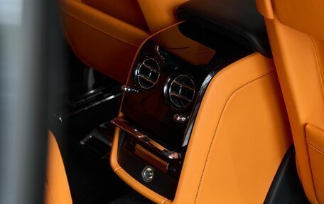 Rolls-Royce Phantom VIII, 2024 год, 57 000 000 рублей, 27 фотография