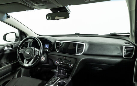 KIA Sportage IV рестайлинг, 2021 год, 1 999 700 рублей, 9 фотография