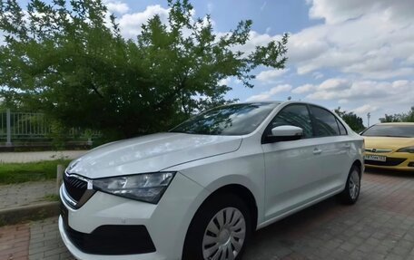 Skoda Rapid II, 2021 год, 1 639 000 рублей, 4 фотография