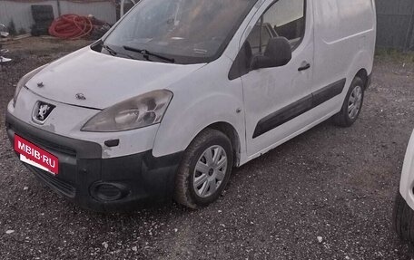 Peugeot Partner II рестайлинг 2, 2010 год, 225 000 рублей, 5 фотография