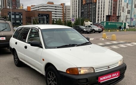 Mitsubishi Libero I рестайлинг, 2001 год, 125 000 рублей, 2 фотография