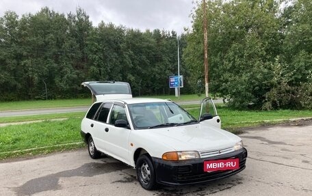 Mitsubishi Libero I рестайлинг, 2001 год, 125 000 рублей, 5 фотография