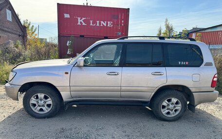 Toyota Land Cruiser 100 рестайлинг 2, 2004 год, 2 222 222 рублей, 2 фотография