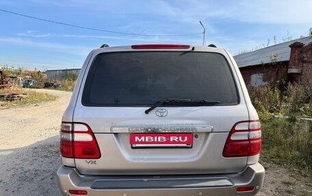Toyota Land Cruiser 100 рестайлинг 2, 2004 год, 2 222 222 рублей, 6 фотография