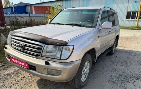 Toyota Land Cruiser 100 рестайлинг 2, 2004 год, 2 222 222 рублей, 8 фотография