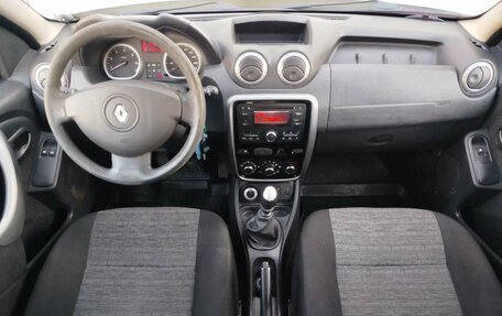 Renault Duster I рестайлинг, 2013 год, 920 000 рублей, 12 фотография