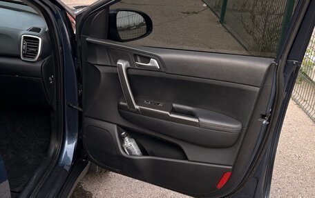 KIA Sportage IV рестайлинг, 2019 год, 2 300 000 рублей, 6 фотография