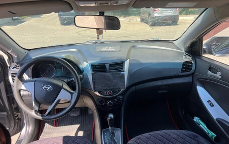 Hyundai Solaris II рестайлинг, 2013 год, 590 000 рублей, 4 фотография