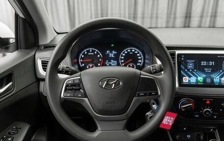 Hyundai Solaris II рестайлинг, 2022 год, 1 720 000 рублей, 13 фотография