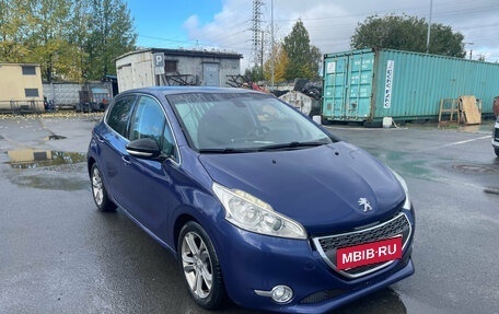 Peugeot 208 II, 2013 год, 549 000 рублей, 3 фотография