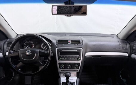 Skoda Octavia, 2011 год, 830 000 рублей, 9 фотография