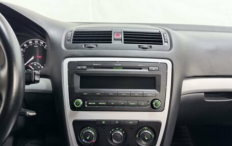 Skoda Octavia, 2011 год, 830 000 рублей, 13 фотография