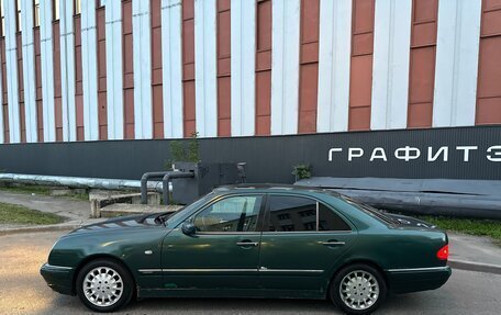 Mercedes-Benz E-Класс, 1996 год, 250 000 рублей, 6 фотография