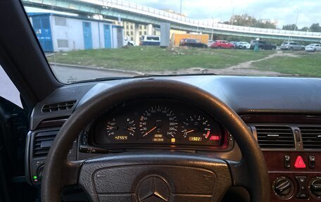 Mercedes-Benz E-Класс, 1996 год, 250 000 рублей, 13 фотография