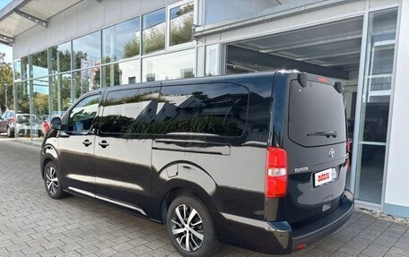 Toyota ProAce II, 2022 год, 4 550 000 рублей, 3 фотография