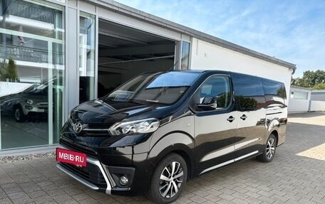 Toyota ProAce II, 2022 год, 4 550 000 рублей, 2 фотография