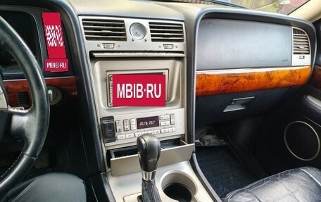 Lincoln Navigator, 2003 год, 1 190 000 рублей, 4 фотография