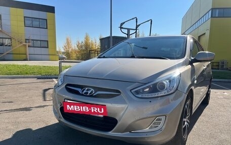 Hyundai Solaris II рестайлинг, 2014 год, 520 000 рублей, 3 фотография