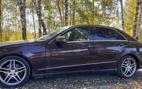 Mercedes-Benz E-Класс, 2010 год, 1 460 000 рублей, 8 фотография
