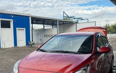 Hyundai Solaris II рестайлинг, 2012 год, 800 000 рублей, 2 фотография