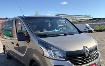 Renault Trafic, 2017 год, 2 380 000 рублей, 1 фотография