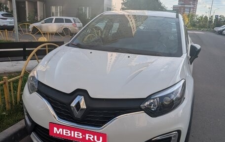 Renault Kaptur I рестайлинг, 2019 год, 900 000 рублей, 1 фотография