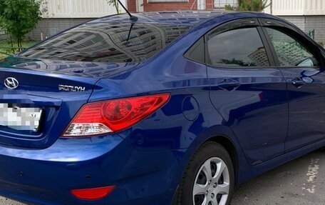 Hyundai Solaris II рестайлинг, 2013 год, 1 050 000 рублей, 2 фотография