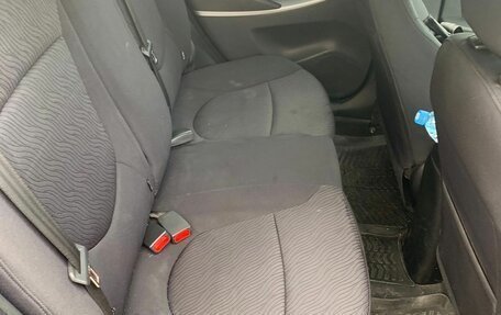 Hyundai Solaris II рестайлинг, 2013 год, 1 050 000 рублей, 9 фотография
