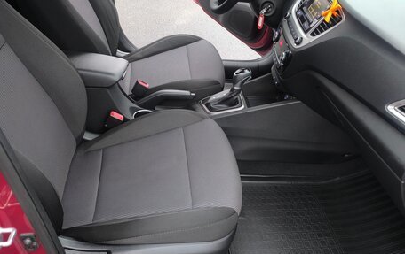 Hyundai Solaris II рестайлинг, 2019 год, 1 560 000 рублей, 22 фотография