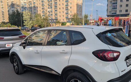 Renault Kaptur I рестайлинг, 2019 год, 900 000 рублей, 2 фотография