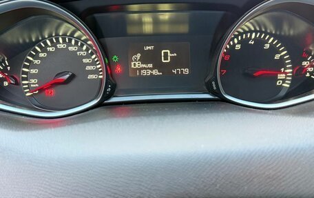 Peugeot 308 II, 2014 год, 910 000 рублей, 5 фотография