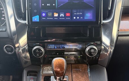 Toyota Alphard III, 2016 год, 3 650 000 рублей, 14 фотография