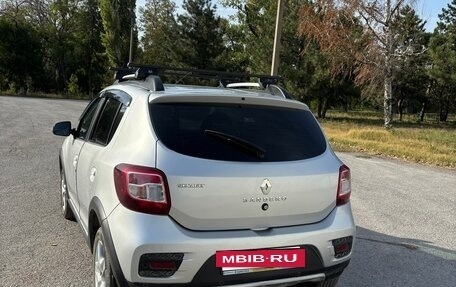 Renault Sandero II рестайлинг, 2015 год, 1 000 030 рублей, 3 фотография