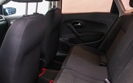 Volkswagen Polo VI (EU Market), 2010 год, 650 000 рублей, 10 фотография
