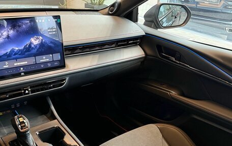 Toyota Camry, 2026 год, 4 990 000 рублей, 17 фотография