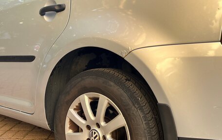 Volkswagen Touran III, 2007 год, 650 000 рублей, 6 фотография