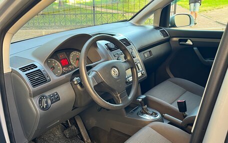 Volkswagen Touran III, 2007 год, 650 000 рублей, 8 фотография