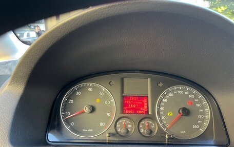 Volkswagen Touran III, 2007 год, 650 000 рублей, 11 фотография