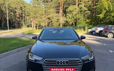 Audi A4, 2017 год, 1 740 000 рублей, 3 фотография