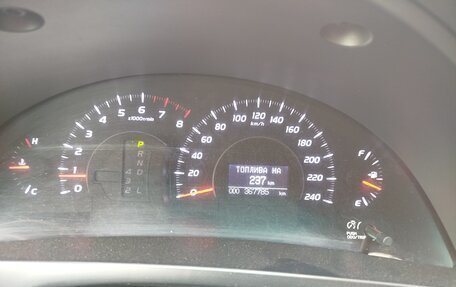 Toyota Camry, 2011 год, 1 350 000 рублей, 9 фотография