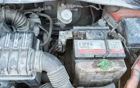 Suzuki Swift III, 2006 год, 385 000 рублей, 32 фотография