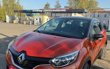 Renault Kaptur I рестайлинг, 2017 год, 1 200 000 рублей, 2 фотография
